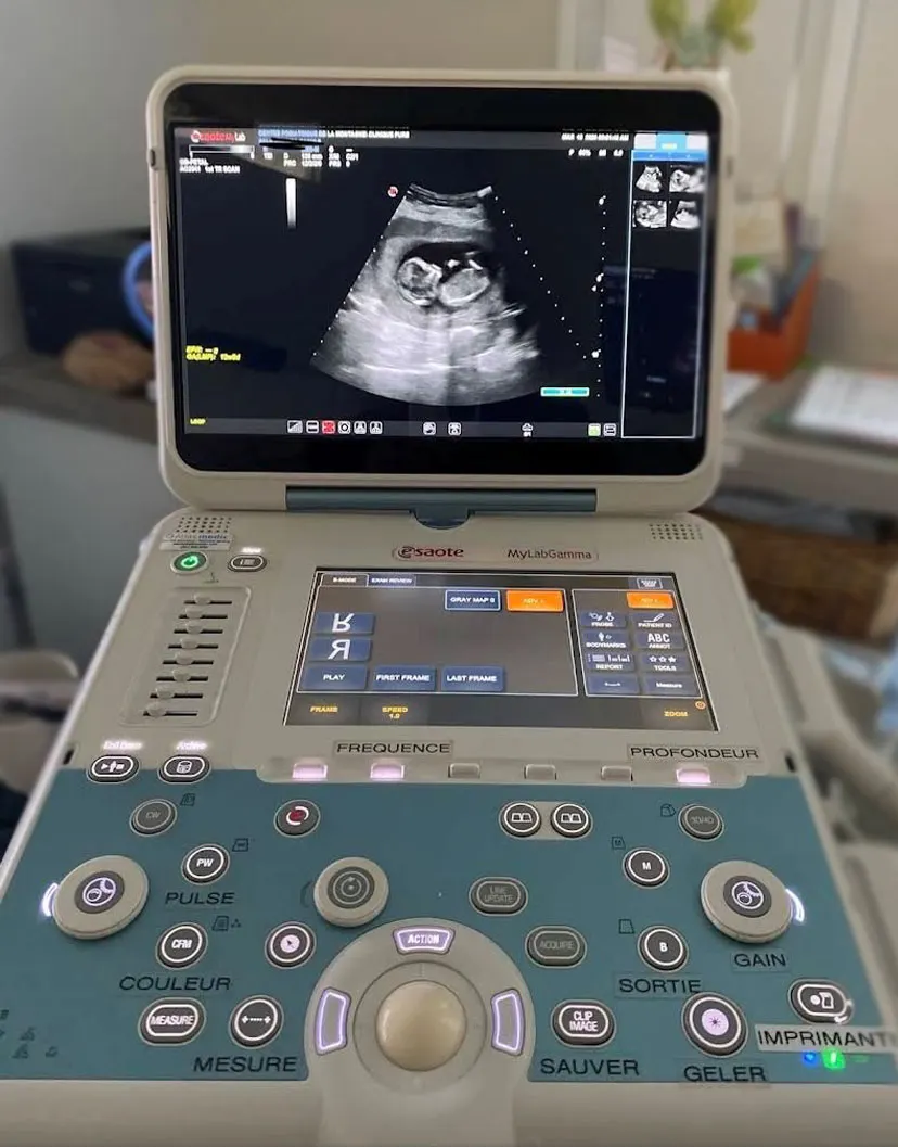 echographie 3 PURE clinique medicale